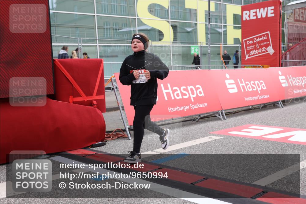 25.04.2026 - Das Zehntel Strokosch-Dieckow http://msf.ph/oto/9650994 25.04.2026 13:12:02 Ziel 10304, 10436, 11819 meine-sportfotos.de