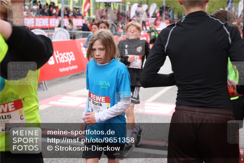 25.04.2026 - Das Zehntel Strokosch-Dieckow http://msf.ph/oto/9651358 25.04.2026 14:53:04 Ziel 15281, 15420, 15641, 15817, 15838, 15888, 16510, 16567, 16584, 16709, 16762, 16851, 17064, 17097, 17414, 17476, 17672, 17673, 17678, 17813, 17855, 17856, 17881, 17905, 18031 meine-sportfotos.de