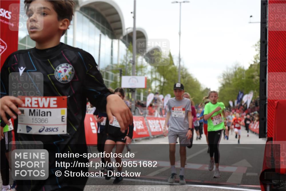 25.04.2026 - Das Zehntel Strokosch-Dieckow http://msf.ph/oto/9651682 25.04.2026 14:52:45 Ziel 15259, 15267, 15268, 15319, 15366, 15542, 15562, 15751, 15790, 15793, 16436, 16746, 17065, 17071, 17229, 17758, 17811, 17920, 18006, 18014, 18146, 18236 meine-sportfotos.de