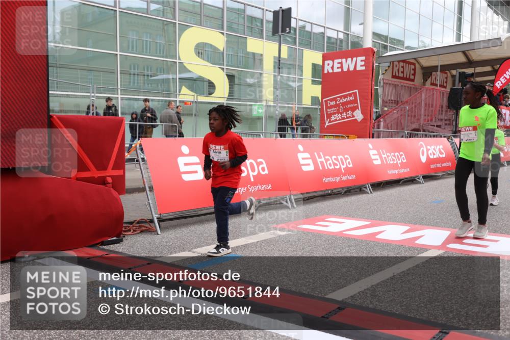 25.04.2026 - Das Zehntel Strokosch-Dieckow http://msf.ph/oto/9651844 25.04.2026 13:10:21 Ziel 10278, 10281, 10690, 10940, 11370, 12124, 12564, 12575, 12728, 12803, 12825 meine-sportfotos.de