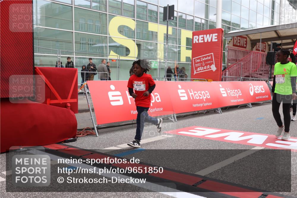 25.04.2026 - Das Zehntel Strokosch-Dieckow http://msf.ph/oto/9651850 25.04.2026 13:10:20 Ziel 10049, 10278, 10280, 10281, 10940, 11370, 12124, 12564, 12575, 12728, 12803, 12825 meine-sportfotos.de