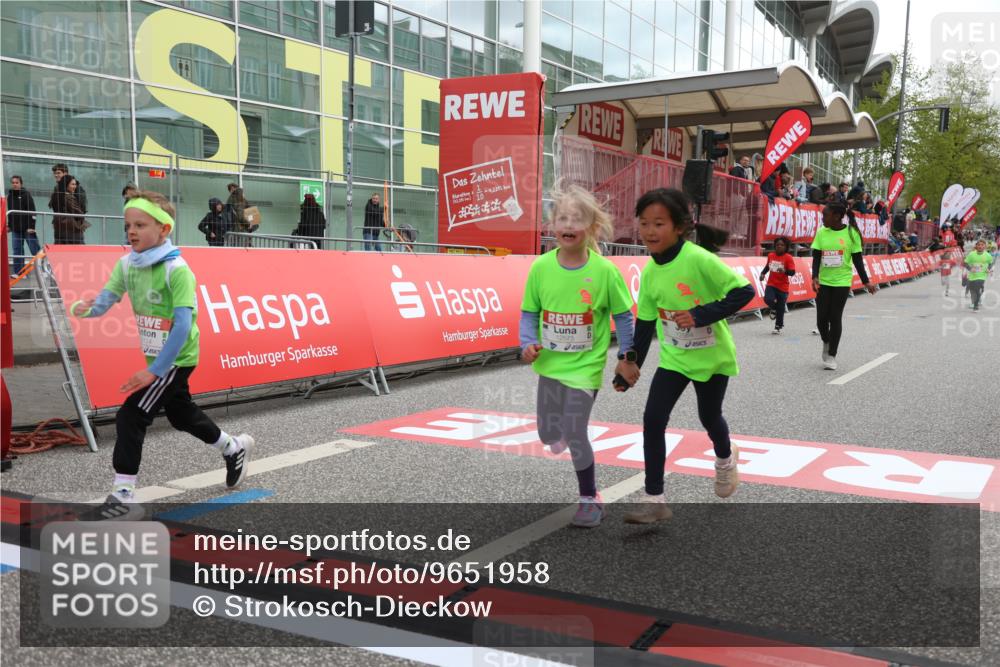 25.04.2026 - Das Zehntel Strokosch-Dieckow http://msf.ph/oto/9651958 25.04.2026 13:10:18 Ziel 10049, 10278, 10280, 10281, 10940, 11693, 12124, 12564, 12575, 12728, 12825 meine-sportfotos.de