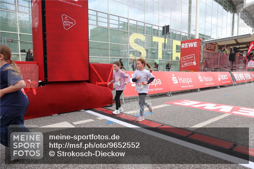 25.04.2026 - Das Zehntel Strokosch-Dieckow http://msf.ph/oto/9652552 25.04.2026 13:09:56 Ziel 10040, 10044, 10225, 10933, 11286, 11388, 11421, 12471, 12517, 12518 meine-sportfotos.de