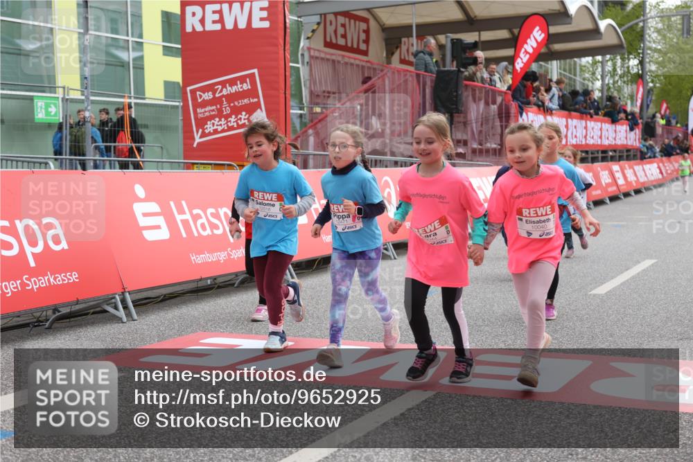 25.04.2026 - Das Zehntel Strokosch-Dieckow http://msf.ph/oto/9652925 25.04.2026 13:09:53 Ziel 10040, 10044, 10225, 10933, 11286, 12471, 12517, 12518 meine-sportfotos.de