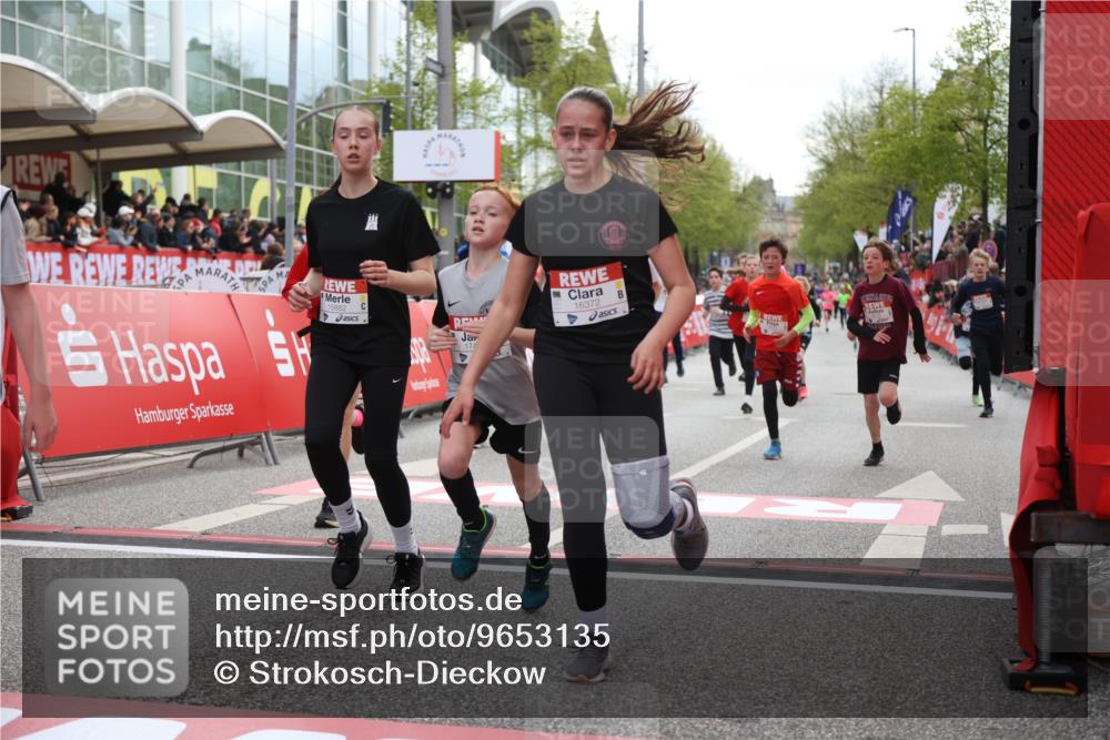 25.04.2026 - Das Zehntel Strokosch-Dieckow http://msf.ph/oto/9653135 25.04.2026 14:52:25 Ziel 15119, 15310, 15316, 15343, 15344, 15882, 16155, 16372, 16430, 16528, 16779, 16870, 17042, 17043, 17046, 17332, 17490, 17705, 17748, 18073, 18202, 18332 meine-sportfotos.de