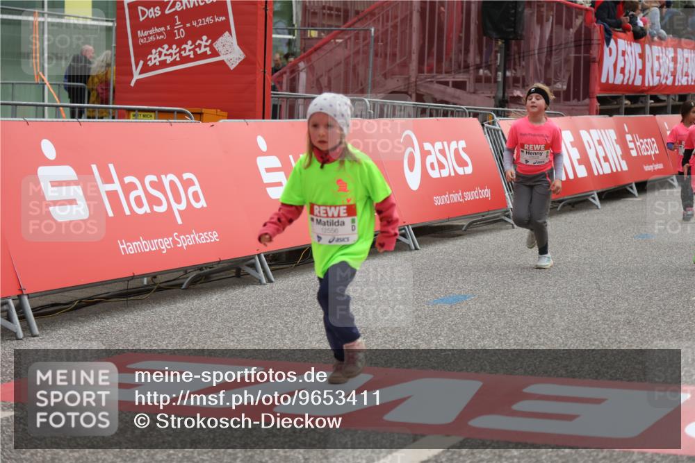 25.04.2026 - Das Zehntel Strokosch-Dieckow http://msf.ph/oto/9653411 25.04.2026 13:09:34 Ziel 10028, 10031, 10037, 10038, 10041, 11357, 12519, 12556 meine-sportfotos.de