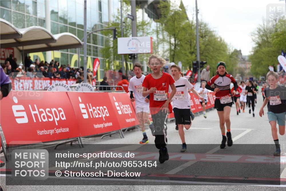 25.04.2026 - Das Zehntel Strokosch-Dieckow http://msf.ph/oto/9653454 25.04.2026 14:52:20 Ziel 15005, 15333, 15863, 15881, 16779, 16870, 17046, 17573, 17659, 17705, 17748, 17871, 17875, 18332 meine-sportfotos.de