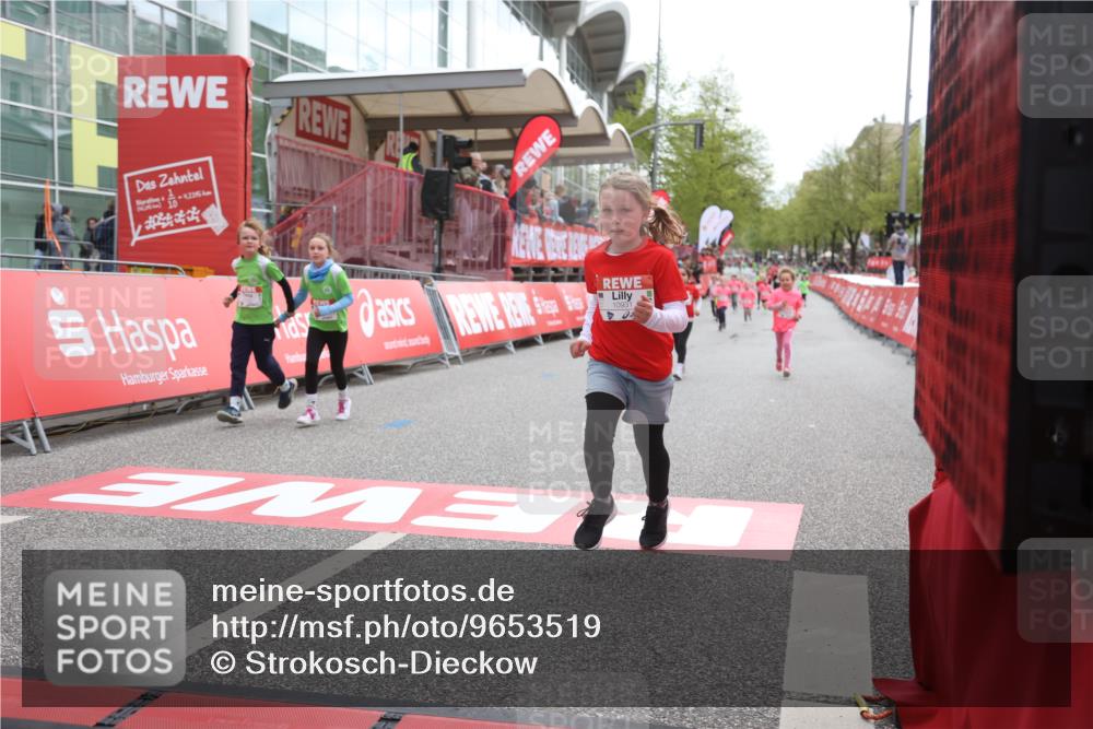 25.04.2026 - Das Zehntel Strokosch-Dieckow http://msf.ph/oto/9653519 25.04.2026 13:09:22 Ziel 10042, 10043, 10289, 10300, 10317, 10328, 10755, 10777, 10930, 11863, 12095, 12100, 12328, 12331 meine-sportfotos.de