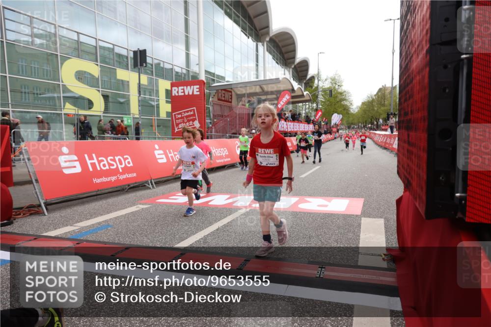 25.04.2026 - Das Zehntel Strokosch-Dieckow http://msf.ph/oto/9653555 25.04.2026 13:09:18 Ziel 10042, 10043, 10317, 10328, 10930, 11695, 11863, 12065, 12067, 12070, 12075, 12080, 12084, 12328, 12331, 12881, 12882 meine-sportfotos.de