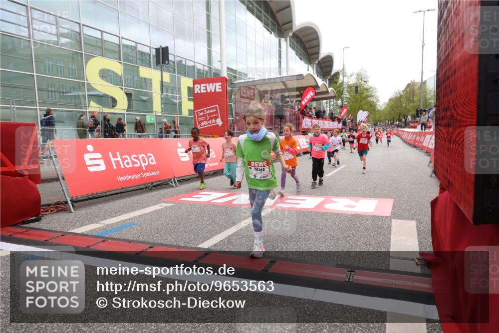 25.04.2026 - Das Zehntel Strokosch-Dieckow http://msf.ph/oto/9653563 25.04.2026 13:09:16 Ziel 10043, 10213, 10317, 10328, 10930, 11695, 11863, 12065, 12067, 12070, 12075, 12080, 12084, 12328, 12331, 12881, 12882 meine-sportfotos.de