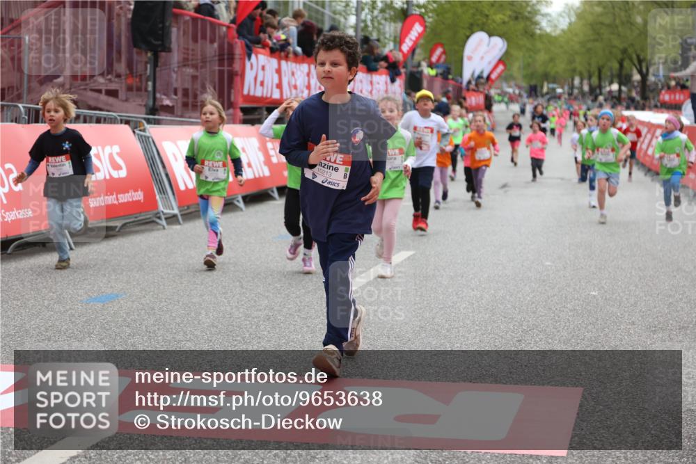 25.04.2026 - Das Zehntel Strokosch-Dieckow http://msf.ph/oto/9653638 25.04.2026 13:09:10 Ziel 10213, 11695, 12535, 12566 meine-sportfotos.de