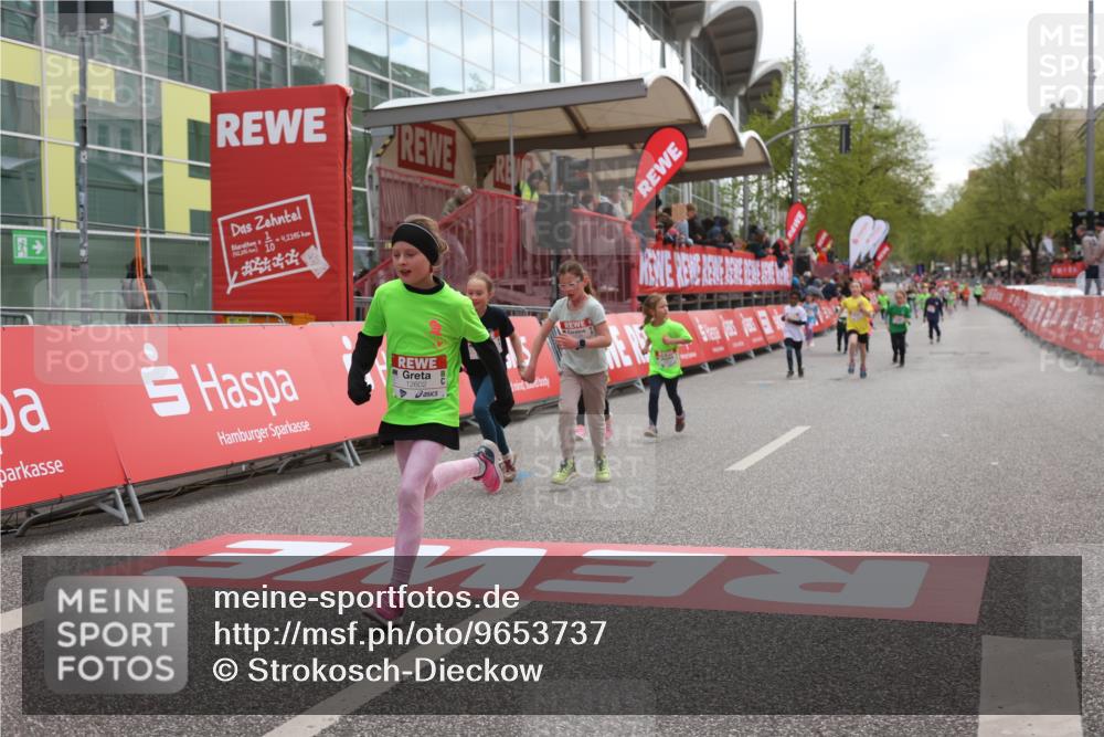 25.04.2026 - Das Zehntel Strokosch-Dieckow http://msf.ph/oto/9653737 25.04.2026 13:08:51 Ziel 10032, 10194, 10198, 10321, 10675, 10677, 11565, 11568, 12537, 12542, 12568 meine-sportfotos.de