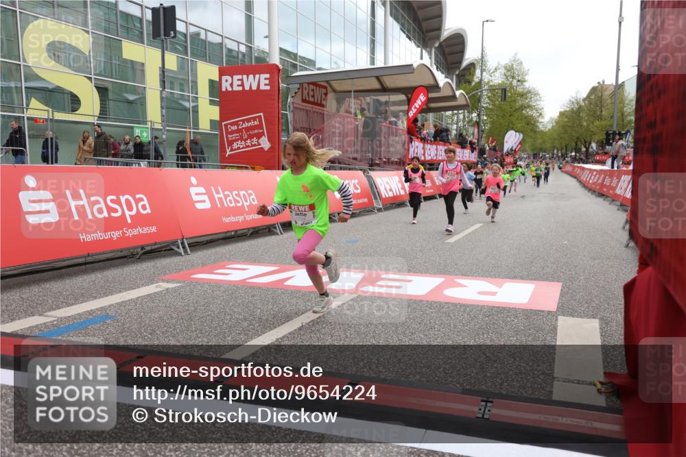 25.04.2026 - Das Zehntel Strokosch-Dieckow http://msf.ph/oto/9654224 25.04.2026 13:08:46 Ziel 10032, 10319, 10321, 10928, 10946, 11568, 12061, 12068 meine-sportfotos.de