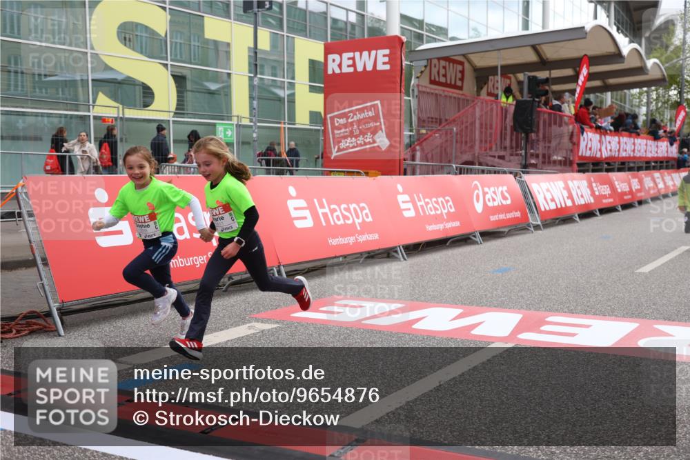25.04.2026 - Das Zehntel Strokosch-Dieckow http://msf.ph/oto/9654876 25.04.2026 13:08:34 Ziel 11129, 12352, 12555, 12921 meine-sportfotos.de