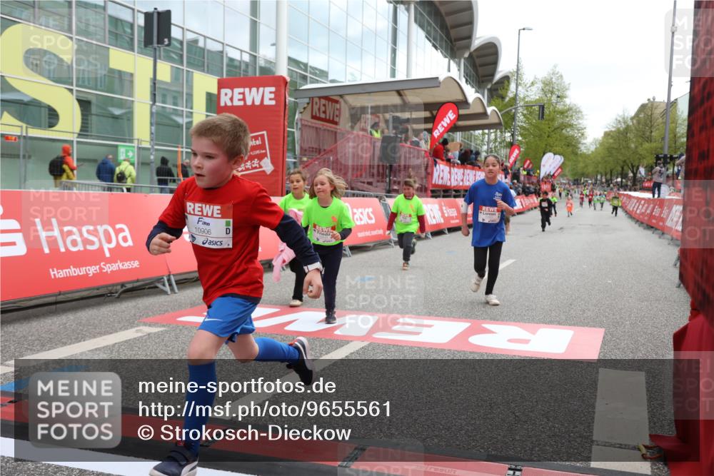 25.04.2026 - Das Zehntel Strokosch-Dieckow http://msf.ph/oto/9655561 25.04.2026 13:08:26 Ziel 10290, 10291, 10463, 10906, 10914, 10916, 11246, 11247, 12555, 12626, 12643 meine-sportfotos.de
