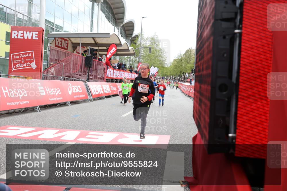 25.04.2026 - Das Zehntel Strokosch-Dieckow http://msf.ph/oto/9655824 25.04.2026 13:08:23 Ziel 10290, 10291, 10906, 10914, 10916, 11246, 11247, 11682, 11700, 12021 meine-sportfotos.de