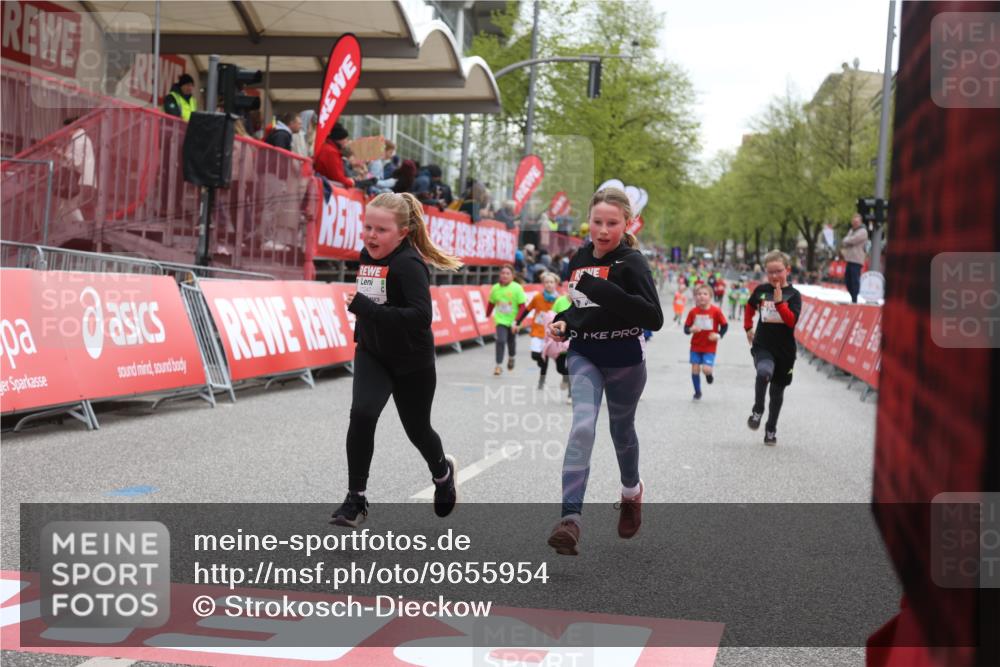 25.04.2026 - Das Zehntel Strokosch-Dieckow http://msf.ph/oto/9655954 25.04.2026 13:08:21 Ziel 10157, 10290, 10291, 10914, 10916, 11045, 11246, 11247, 11682, 11700, 12021 meine-sportfotos.de