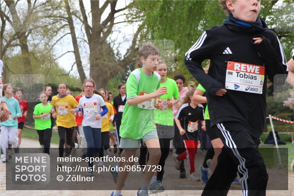 25.04.2026 - Das Zehntel Zöllner http://msf.ph/oto/9657729 25.04.2026 13:45:12 Laufen 17796, 15944 meine-sportfotos.de
