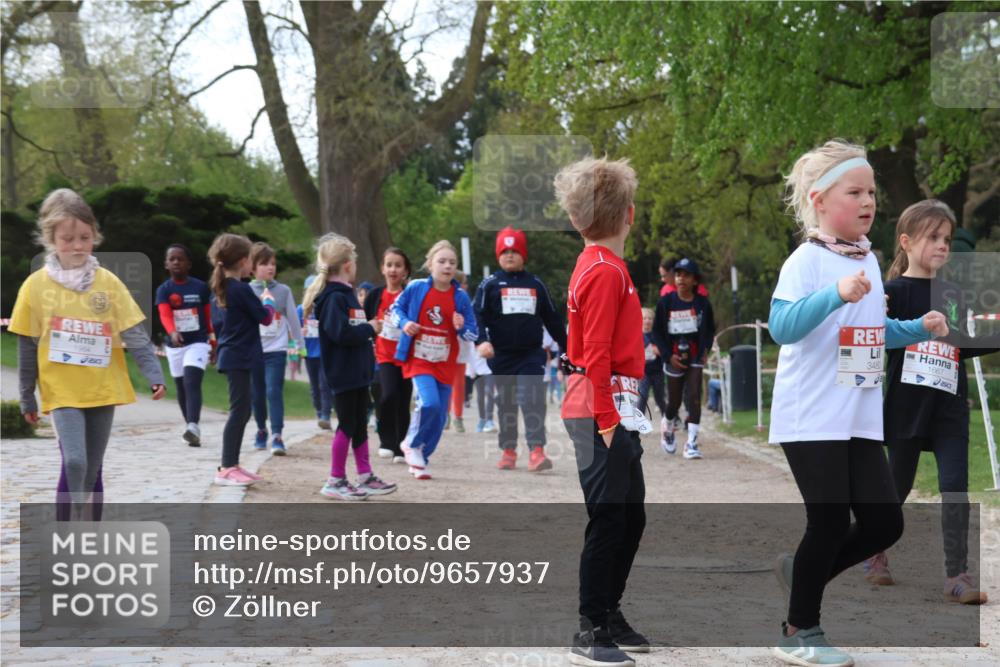 25.04.2026 - Das Zehntel Zöllner http://msf.ph/oto/9657937 25.04.2026 07:48:14 Laufen 1984, 3483, 1667 meine-sportfotos.de