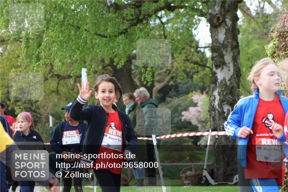 25.04.2026 - Das Zehntel Zöllner http://msf.ph/oto/9658000 25.04.2026 07:48:16 Laufen 1243, 2567, 2558 meine-sportfotos.de
