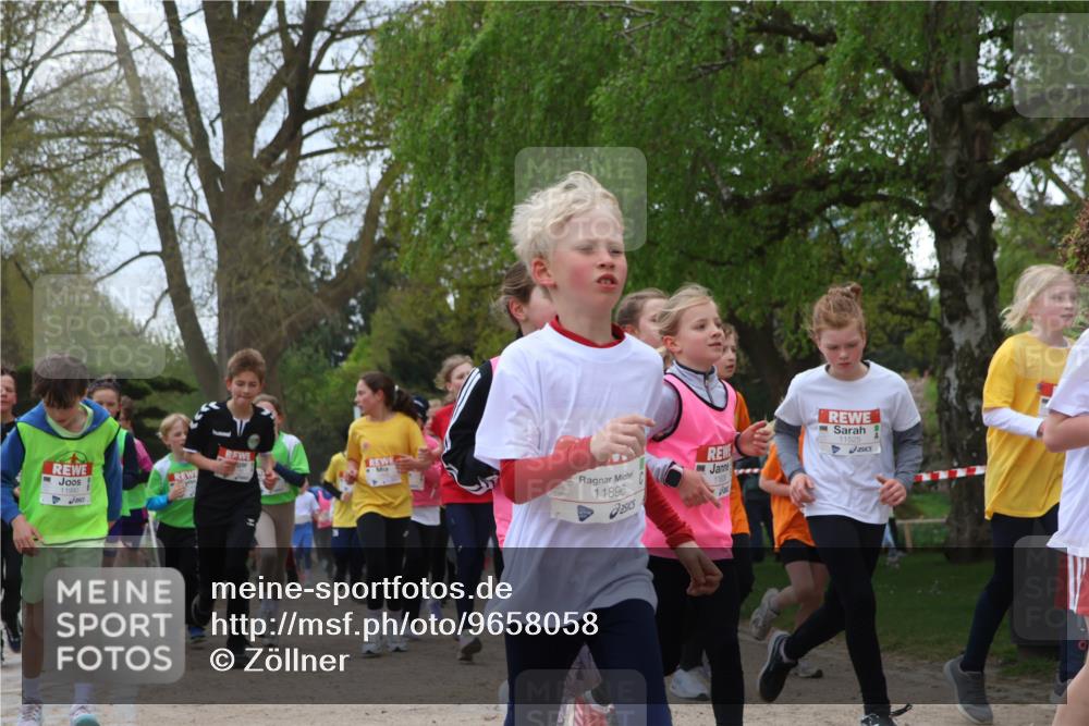 25.04.2026 - Das Zehntel Zöllner http://msf.ph/oto/9658058 25.04.2026 11:42:54 Laufen 11990, 11896, 11525, 11606 meine-sportfotos.de