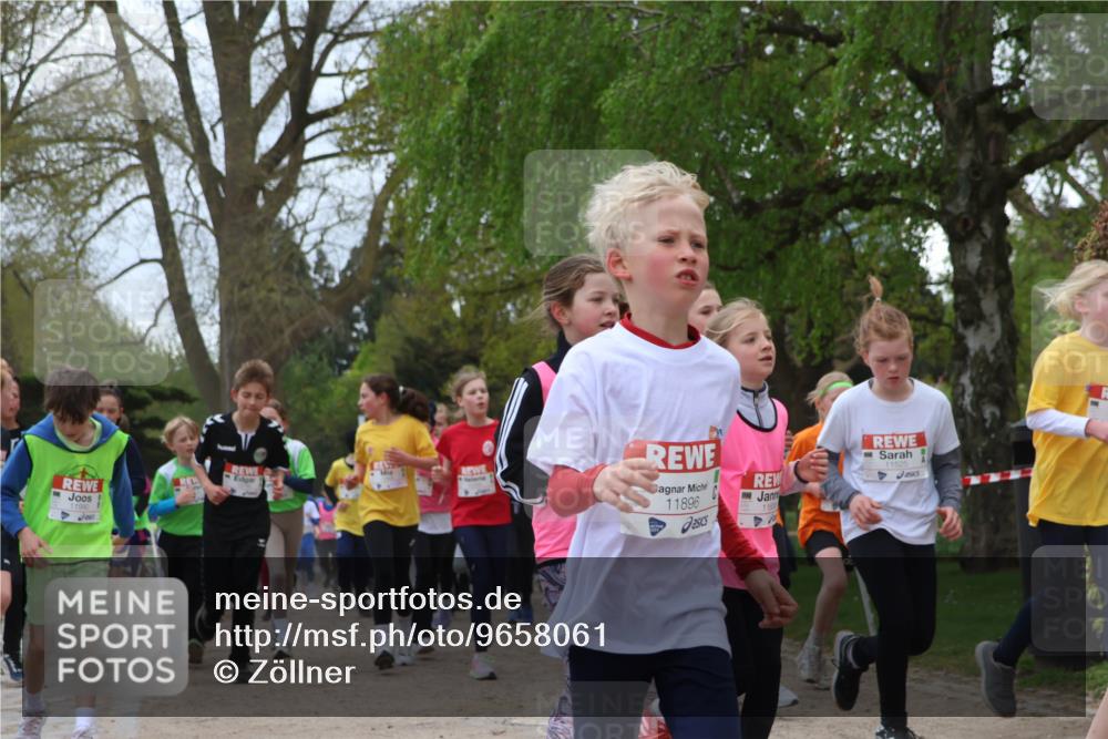 25.04.2026 - Das Zehntel Zöllner http://msf.ph/oto/9658061 25.04.2026 11:42:55 Laufen 11896, 1160, 11525 meine-sportfotos.de