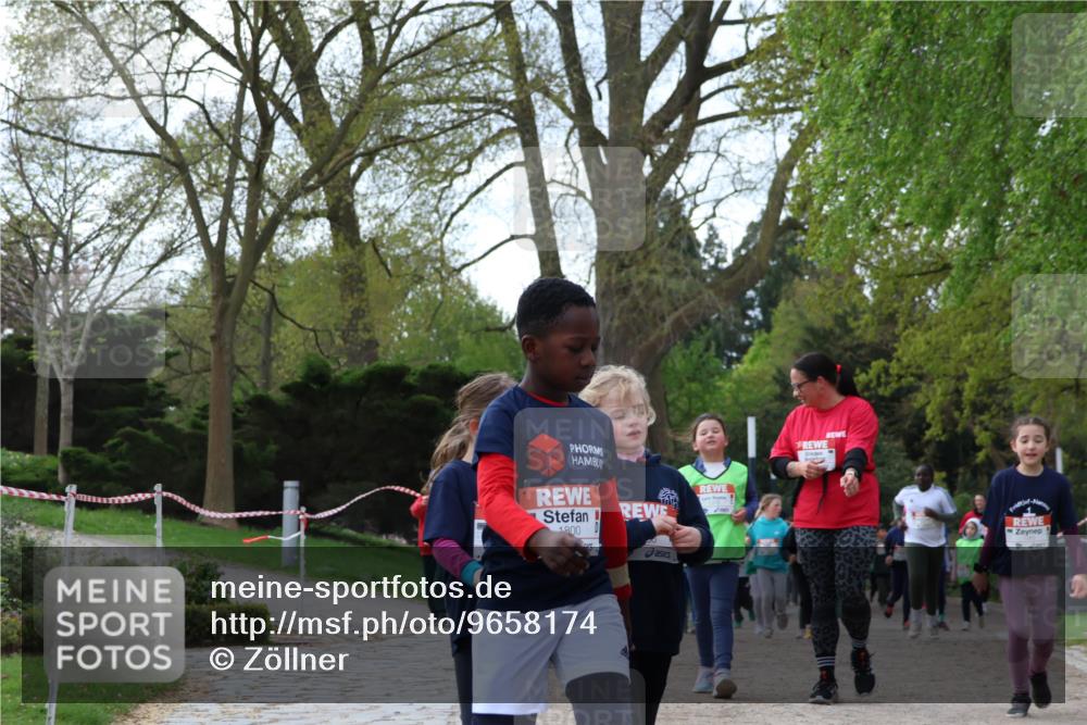 25.04.2026 - Das Zehntel Zöllner http://msf.ph/oto/9658174 25.04.2026 07:48:22 Laufen 1800 meine-sportfotos.de