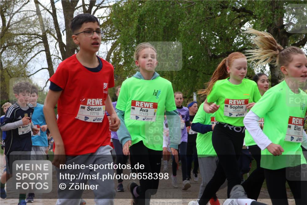 25.04.2026 - Das Zehntel Zöllner http://msf.ph/oto/9658398 25.04.2026 13:45:41 Laufen 17719, 17173, 16394, 17182 meine-sportfotos.de