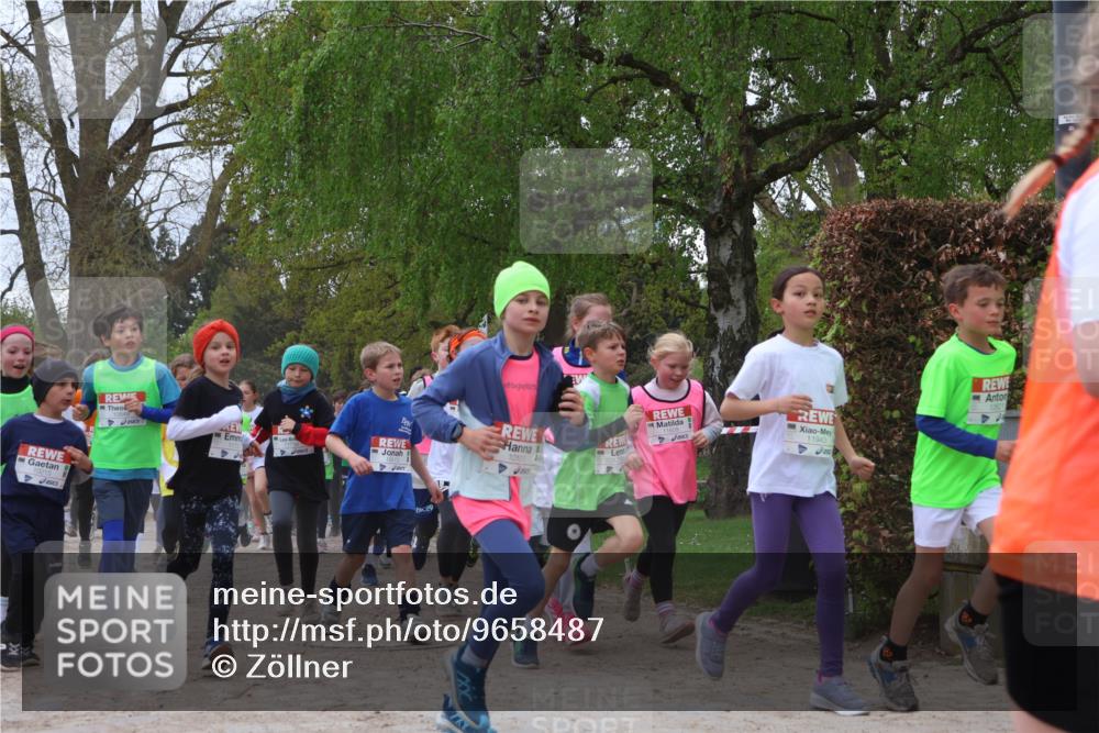 25.04.2026 - Das Zehntel Zöllner http://msf.ph/oto/9658487 25.04.2026 11:43:07 Laufen 10101, 11943, 11609 meine-sportfotos.de