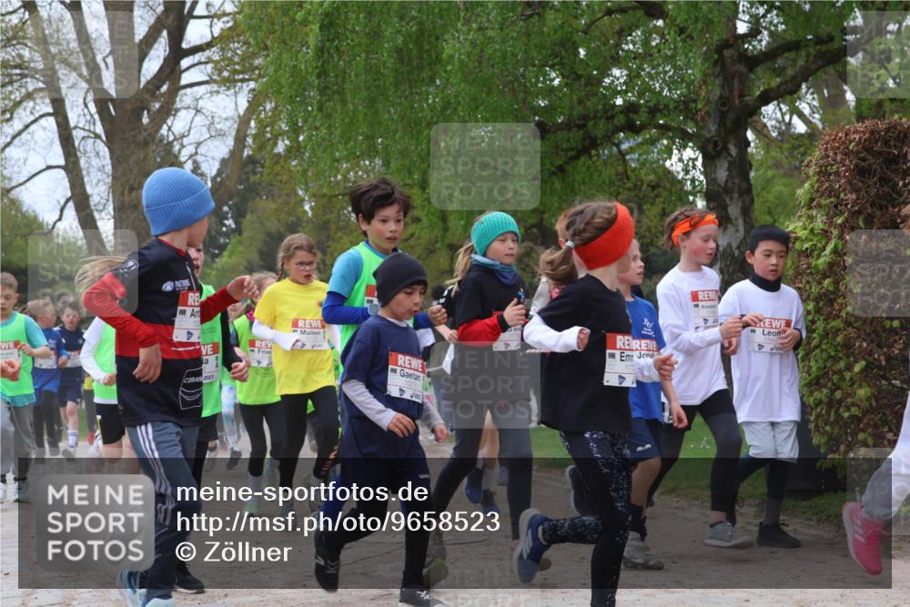 25.04.2026 - Das Zehntel Zöllner http://msf.ph/oto/9658523 25.04.2026 11:43:08 Laufen 10215, 11452 meine-sportfotos.de