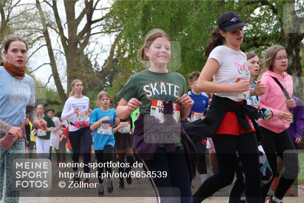 25.04.2026 - Das Zehntel Zöllner http://msf.ph/oto/9658539 25.04.2026 13:45:46 Laufen 19 meine-sportfotos.de
