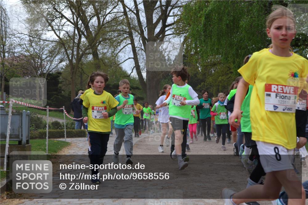 25.04.2026 - Das Zehntel Zöllner http://msf.ph/oto/9658556 25.04.2026 11:43:08 Laufen 12268, 12311, 8 meine-sportfotos.de