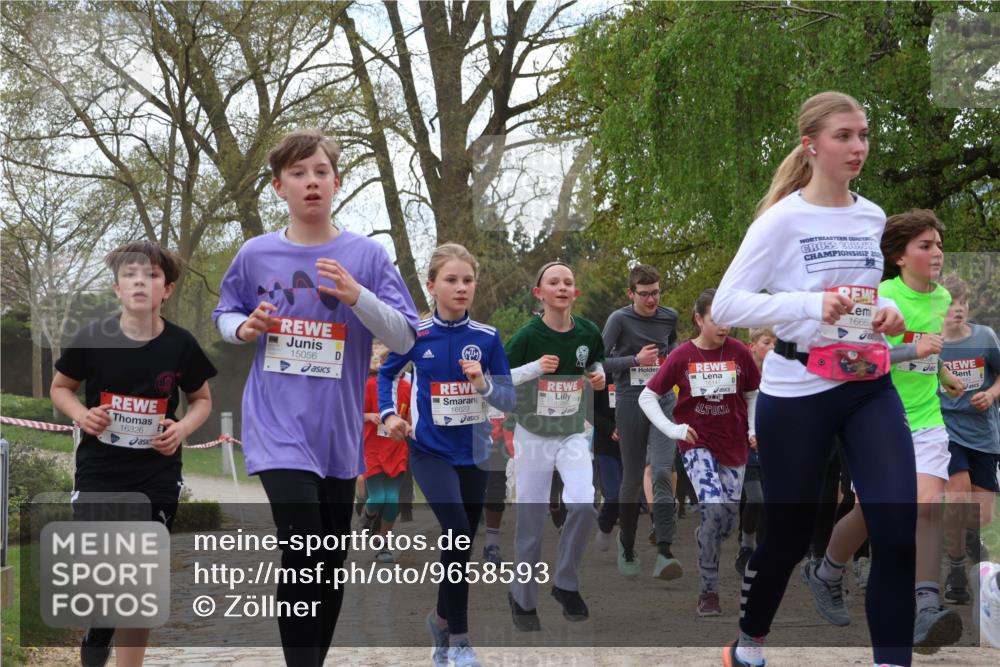 25.04.2026 - Das Zehntel Zöllner http://msf.ph/oto/9658593 25.04.2026 13:45:48 Laufen 16326, 15056, 16623, 20, 16660 meine-sportfotos.de