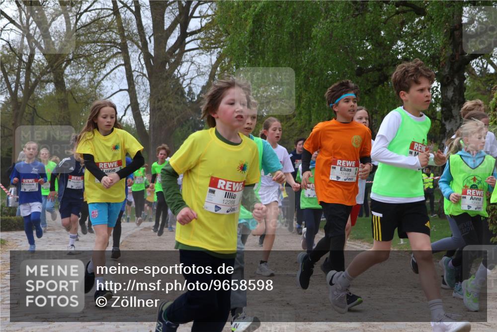 25.04.2026 - Das Zehntel Zöllner http://msf.ph/oto/9658598 25.04.2026 11:43:09 Laufen 12268, 12456, 12009, 7 meine-sportfotos.de