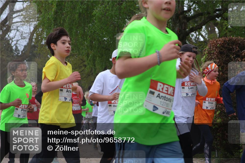 25.04.2026 - Das Zehntel Zöllner http://msf.ph/oto/9658772 25.04.2026 11:43:14 Laufen 12596, 1229, 12783, 11482, 12404 meine-sportfotos.de