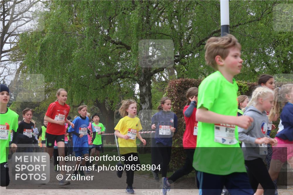 25.04.2026 - Das Zehntel Zöllner http://msf.ph/oto/9658904 25.04.2026 11:43:19 Laufen 57 meine-sportfotos.de