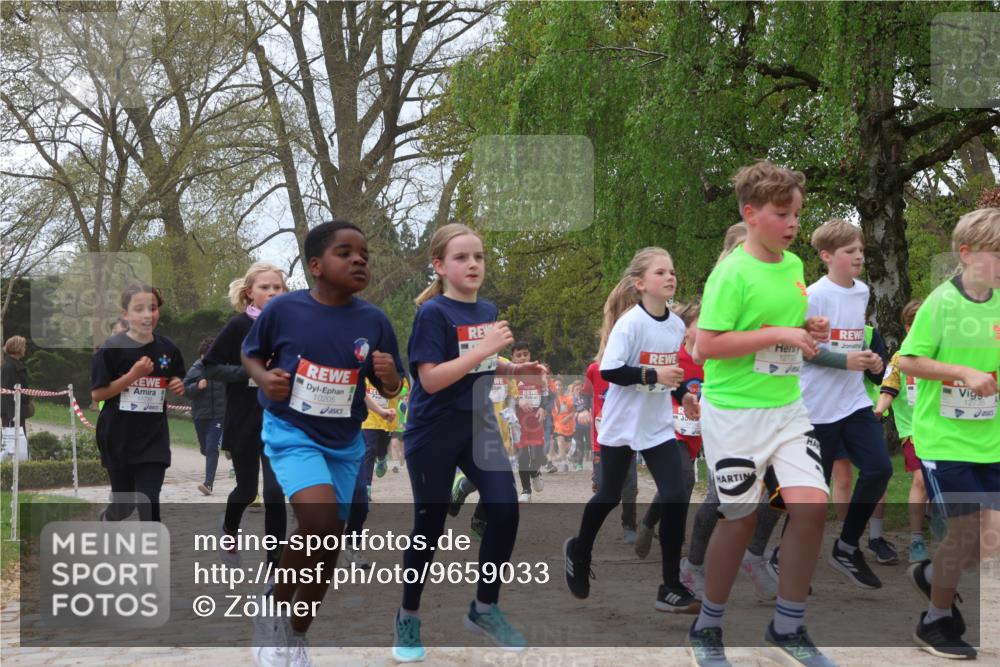 25.04.2026 - Das Zehntel Zöllner http://msf.ph/oto/9659033 25.04.2026 11:43:24 Laufen 11756, 10205, 12733, 12735 meine-sportfotos.de
