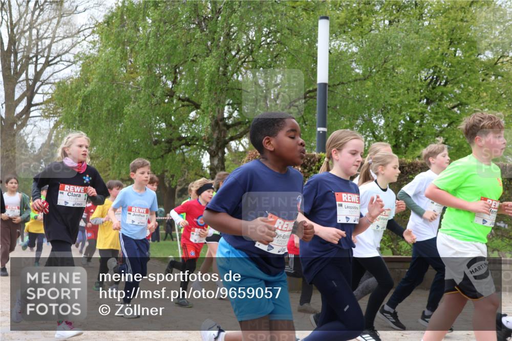 25.04.2026 - Das Zehntel Zöllner http://msf.ph/oto/9659057 25.04.2026 11:43:25 Laufen 11771, 10206, 10177 meine-sportfotos.de