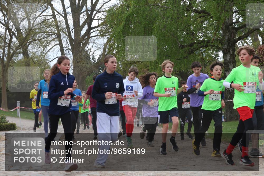 25.04.2026 - Das Zehntel Zöllner http://msf.ph/oto/9659169 25.04.2026 13:46:09 Laufen 22, 17037, 17024, 17209, 17409 meine-sportfotos.de