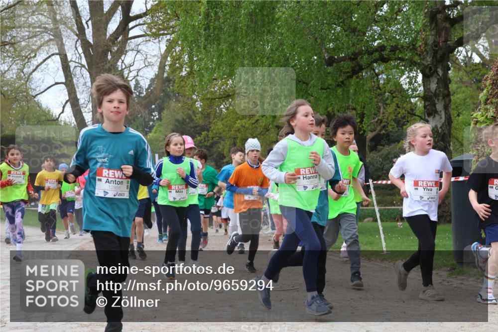 25.04.2026 - Das Zehntel Zöllner http://msf.ph/oto/9659294 25.04.2026 11:43:34 Laufen 12858, 19, 10805 meine-sportfotos.de