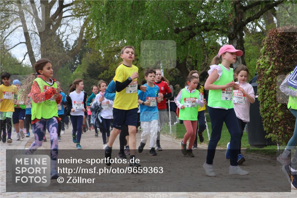 25.04.2026 - Das Zehntel Zöllner http://msf.ph/oto/9659363 25.04.2026 11:43:37 Laufen 12240, 250, 108, 13038 meine-sportfotos.de