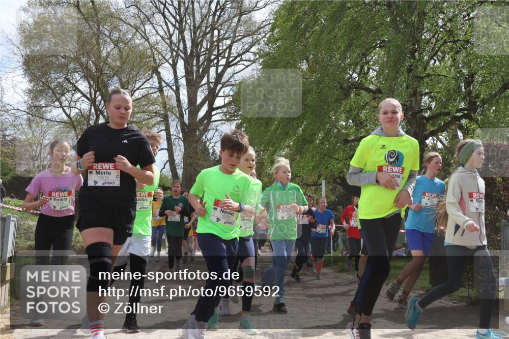 25.04.2026 - Das Zehntel Zöllner http://msf.ph/oto/9659592 25.04.2026 13:46:23 Laufen 18103, 16213, 6256, 16262 meine-sportfotos.de