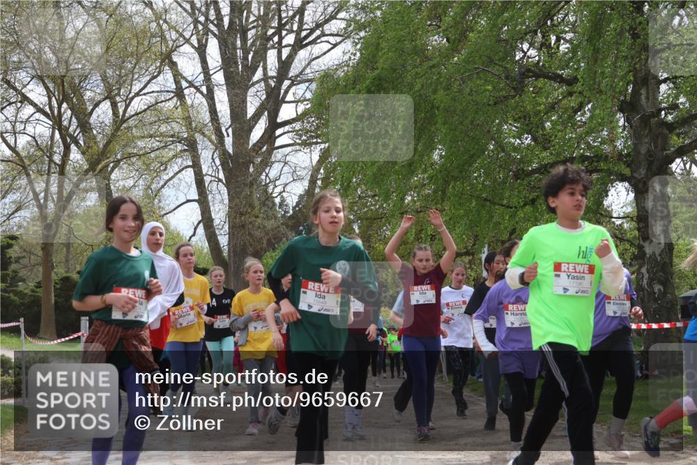 25.04.2026 - Das Zehntel Zöllner http://msf.ph/oto/9659667 25.04.2026 13:46:24 Laufen 15649, 02, 14, 17196 meine-sportfotos.de