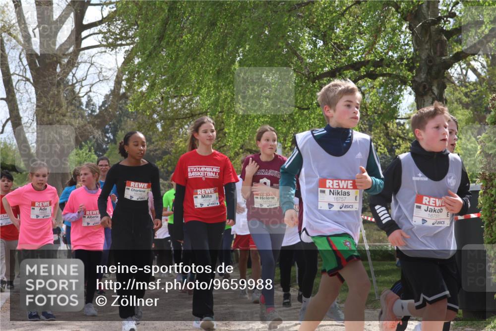 25.04.2026 - Das Zehntel Zöllner http://msf.ph/oto/9659988 25.04.2026 13:46:35 Laufen 16933, 16757, 16751 meine-sportfotos.de