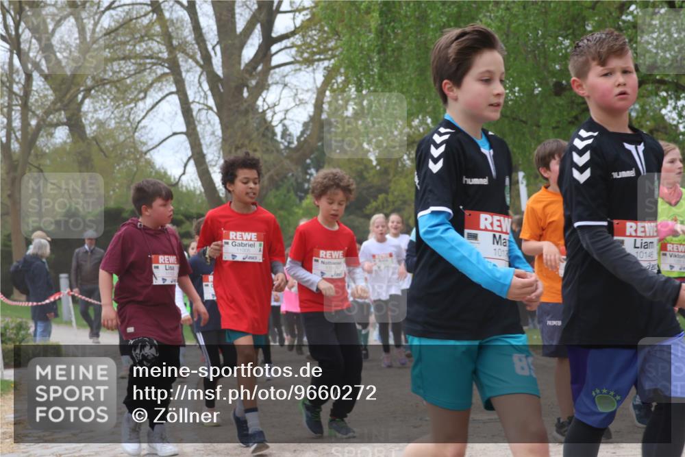 25.04.2026 - Das Zehntel Zöllner http://msf.ph/oto/9660272 25.04.2026 11:44:05 Laufen 11005, 11006, 101, 10146, 8 meine-sportfotos.de
