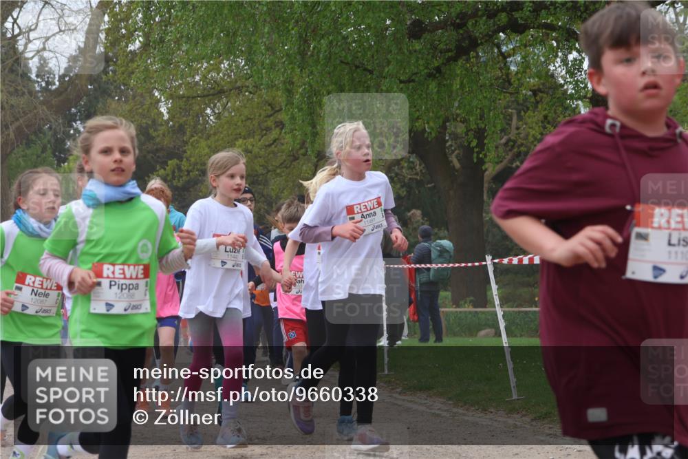 25.04.2026 - Das Zehntel Zöllner http://msf.ph/oto/9660338 25.04.2026 11:44:07 Laufen 12087, 12088, 8515, 11442, 11481, 1110 meine-sportfotos.de