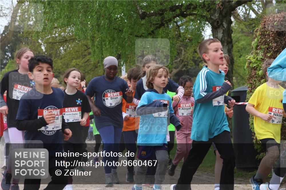 25.04.2026 - Das Zehntel Zöllner http://msf.ph/oto/9660467 25.04.2026 11:44:11 Laufen 117, 8, 26, 11753, 10578, 1241, 10372, 128, 2288 meine-sportfotos.de