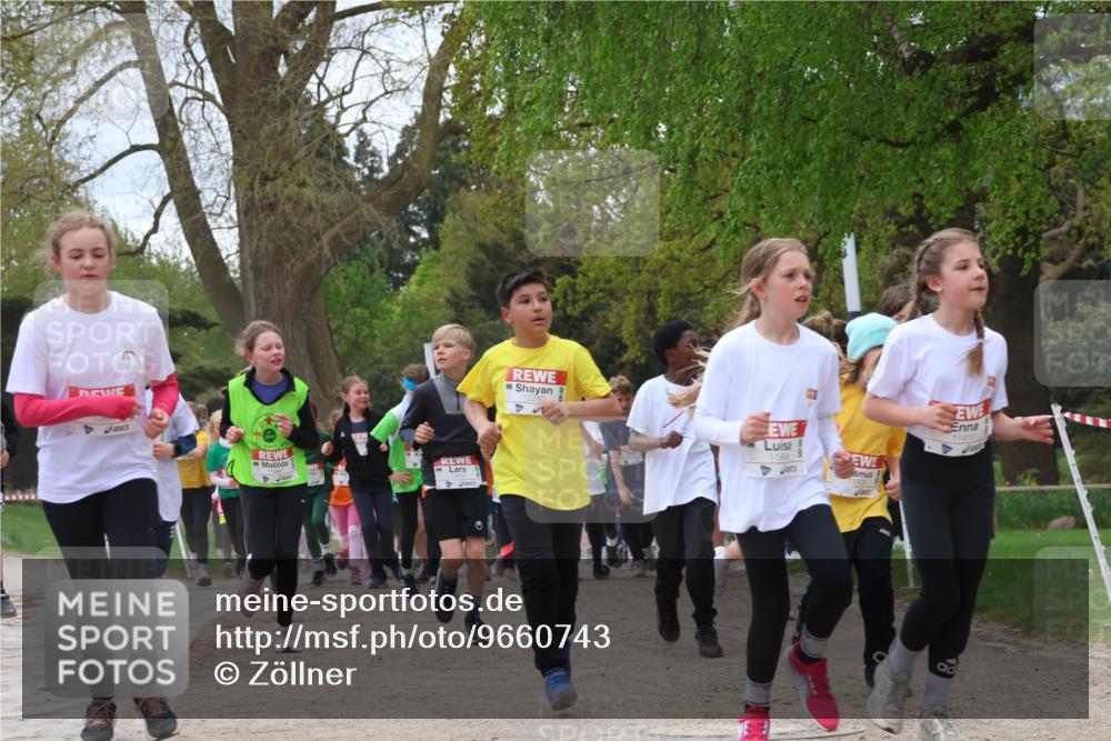 25.04.2026 - Das Zehntel Zöllner http://msf.ph/oto/9660743 25.04.2026 11:44:19 Laufen 1089, 11908, 11910 meine-sportfotos.de