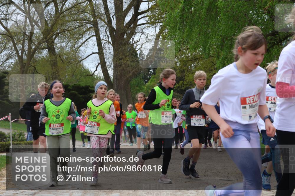 25.04.2026 - Das Zehntel Zöllner http://msf.ph/oto/9660818 25.04.2026 11:44:21 Laufen 1949, 12000, 13031, 1088, 1188 meine-sportfotos.de