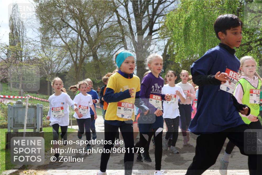25.04.2026 - Das Zehntel Zöllner http://msf.ph/oto/9661178 25.04.2026 11:44:32 Laufen 11889, 188, 10374, 10406, 1021, 119 meine-sportfotos.de